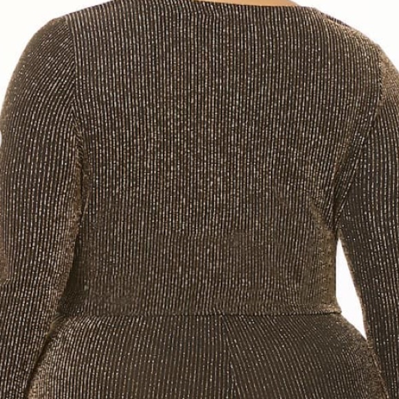 FOREVER 21+ 2 PIECES BLOUSE AND PANTS SIZE 3X - Picture 4 of 6